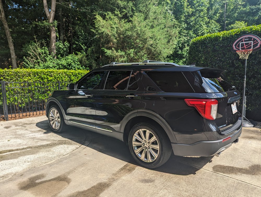 Ford Explorer exterior